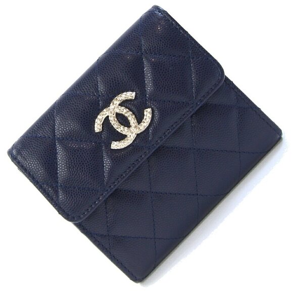 CHANEL Purple Caviar Leather Logo Wallet - Picture 1 of 6